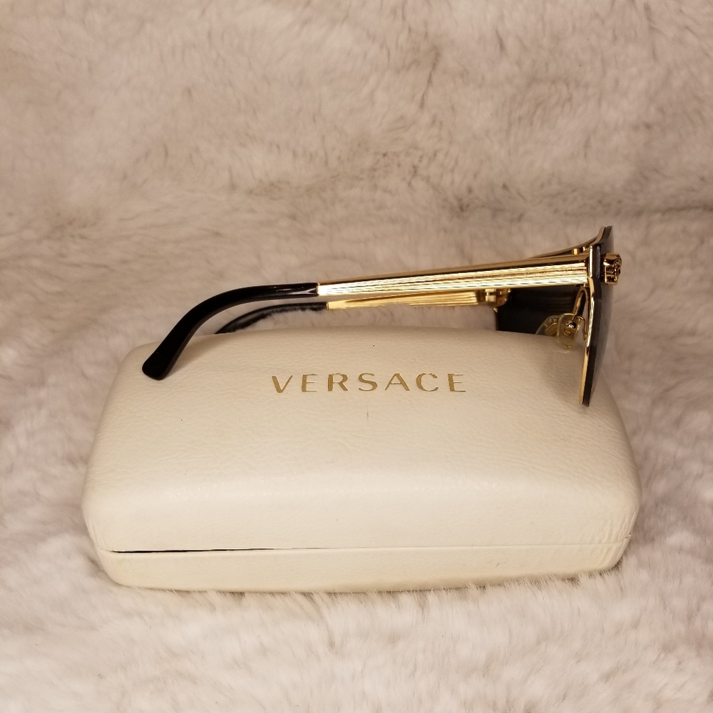 VERSACE SUNGLASSES - Picture 3 of 7